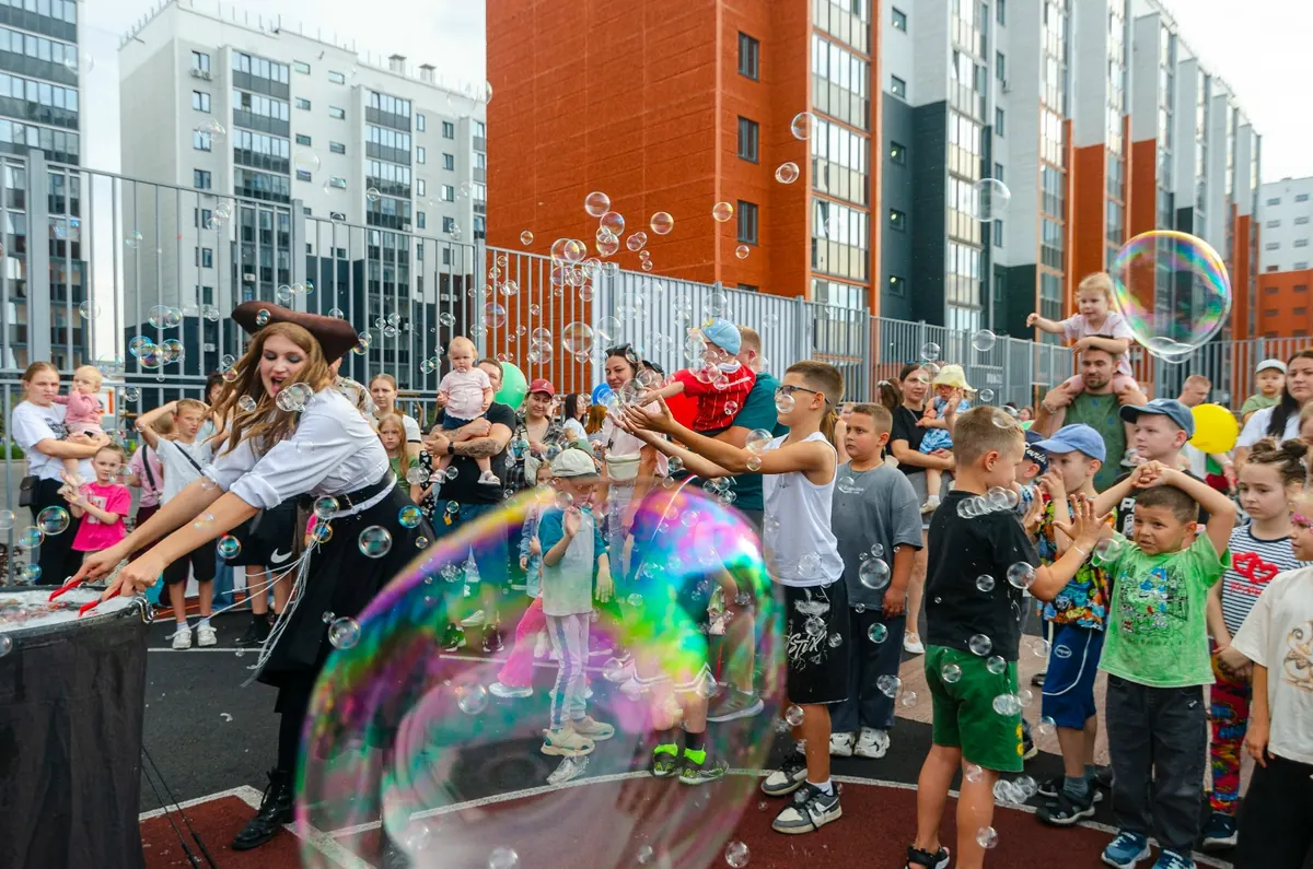 Когда большой двор — это повод для больших событий 🫧